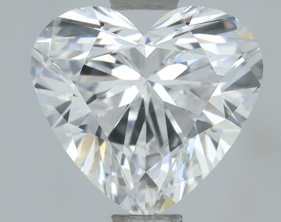 Loose Diamond - HEART 1.03ct D VS1: Loose Diamond - HEART 1.03ct D VS1 Source: This is a real non-mined Diamond that has been grown in a lab Shape: HEART Carats: 1.03 Color: D Clarity: VS1 Certification: IGI Video: Video Link The
