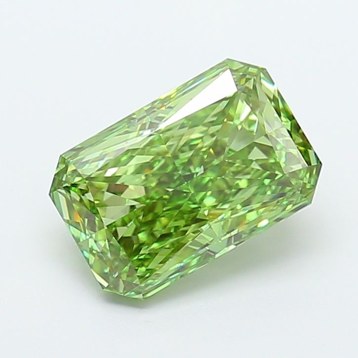 Loose Diamond - RADIANT 3.55ct Fancy Vivid Green VS1: Loose Diamond - RADIANT 3.55ct Fancy Vivid Green VS1 Source: This is a real non-mined Diamond that has been grown in a lab Shape: RADIANT Carats: 3.55 Color: Fancy Vivid Green Certification: IGI Video