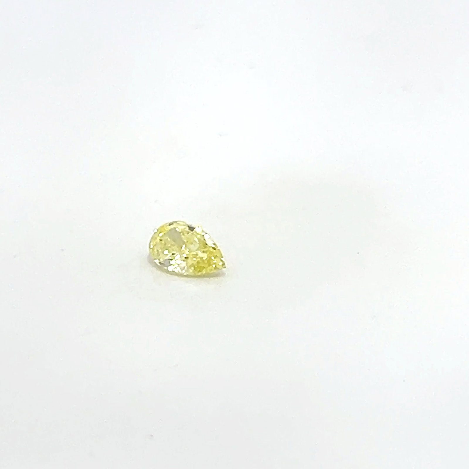 Loose Diamond - PEAR 0.43ct Fancy Yellow VVS2: Loose Diamond - PEAR 0.43ct Fancy Yellow VVS2 Source: This is a real non-mined Diamond that has been grown in a lab Shape: PEAR Carats: 0.43 Color: Fancy Yellow Certification: NONE The Diamond Depot G