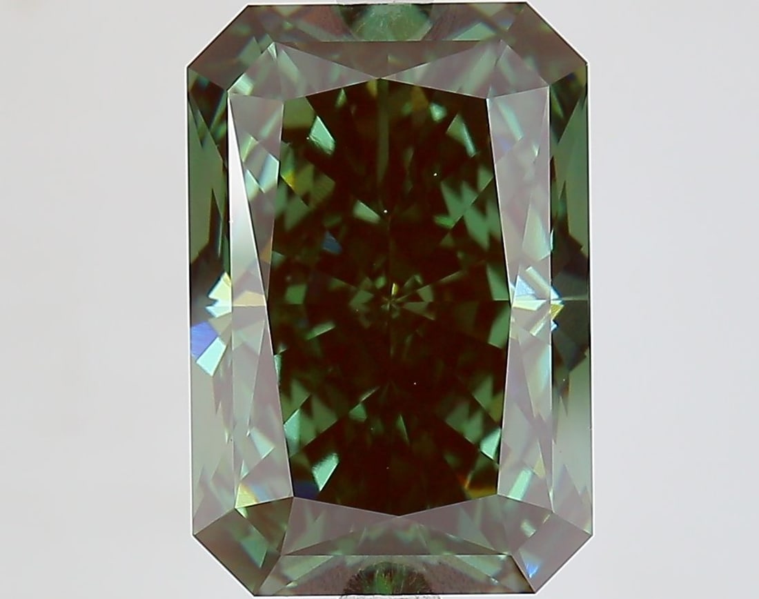 Loose Diamond - RADIANT 6.03ct Fancy Vivid Green VS1: Loose Diamond - RADIANT 6.03ct Fancy Vivid Green VS1 Source: This is a real non-mined Diamond that has been grown in a lab Shape: RADIANT Carats: 6.03 Color: Fancy Vivid Green Certification: IGI Video