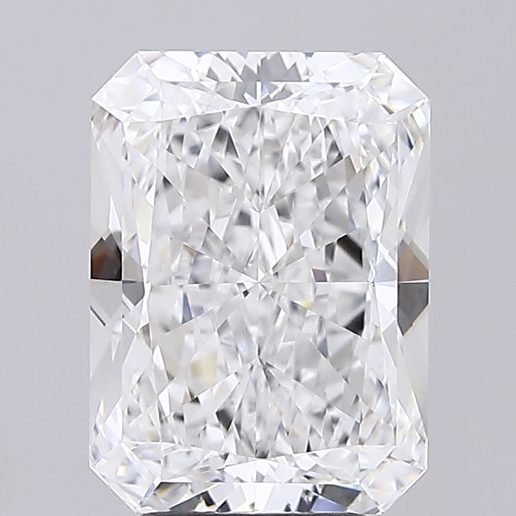 Loose Diamond - RADIANT 5.06ct D VVS2: Loose Diamond - RADIANT 5.06ct D VVS2 Source: This is a real non-mined Diamond that has been grown in a lab Shape: RADIANT Carats: 5.06 Color: D Clarity: VVS2 Certification: IGI Video: