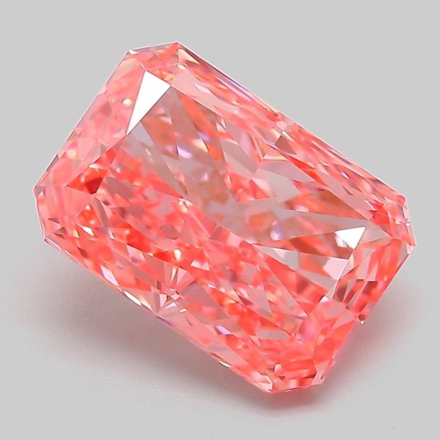 Loose Diamond - RADIANT 3.04ct Fancy Vivid Pink VS1: Loose Diamond - RADIANT 3.04ct Fancy Vivid Pink VS1 Source: This is a real non-mined Diamond that has been grown in a lab Shape: RADIANT Carats: 3.04 Color: Fancy Vivid Pink Certification: IGI Video: