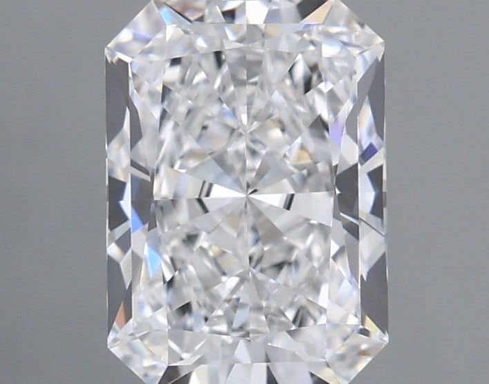 Loose Diamond - RADIANT 1.02ct D VVS1: Loose Diamond - RADIANT 1.02ct D VVS1 Source: This is a real non-mined Diamond that has been grown in a lab Shape: RADIANT Carats: 1.02 Color: D Clarity: VVS1 Certification: IGI Video: