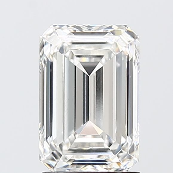 Loose Diamond - EMERALD 2.01ct E VS1: Loose Diamond - EMERALD 2.01ct E VS1 Source: This is a real non-mined Diamond that has been grown in a lab Shape: EMERALD Carats: 2.01 Color: E Clarity: VS1 Certification: IGI The Diamond Depot Guaran