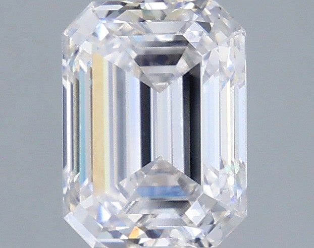 Loose Diamond - EMERALD 2.01ct F VVS2: Loose Diamond - EMERALD 2.01ct F VVS2 Source: This is a real non-mined Diamond that has been grown in a lab Shape: EMERALD Carats: 2.01 Color: F Clarity: VVS2 Certification: IGI Video: