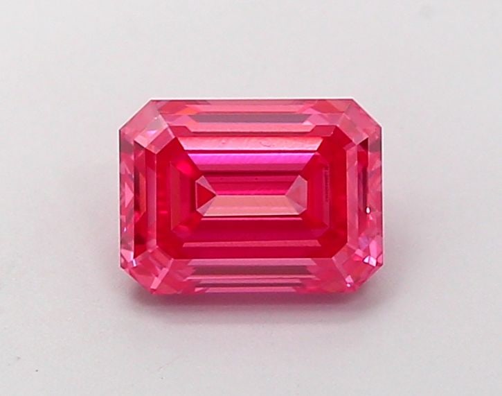 Loose Diamond - EMERALD 1.15ct Fancy Vivid Pink VS1: Loose Diamond - EMERALD 1.15ct Fancy Vivid Pink VS1 Source: This is a real non-mined Diamond that has been grown in a lab Shape: EMERALD Carats: 1.15 Color: Fancy Vivid Pink Certification: IGI Video: