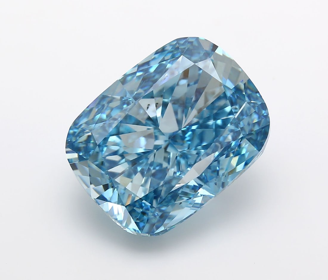 Loose Diamond - CUSHION MODIFIED 22.03ct Fancy Vivid Blue VS1: Loose Diamond - CUSHION MODIFIED 22.03ct Fancy Vivid Blue VS1 Source: This is a real non-mined Diamond that has been grown in a lab Shape: CUSHION MODIFIED Carats: 22.03 Color: Fancy Vivid Blue Certif