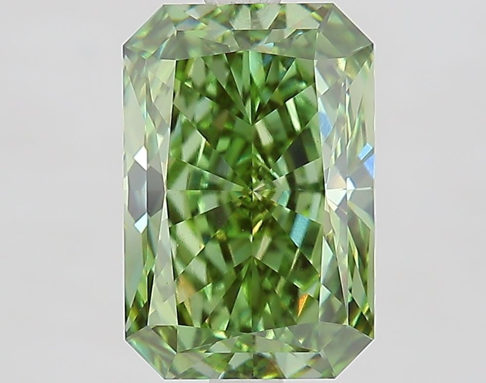 Loose Diamond - RADIANT 3.34ct Fancy Vivid Green VS1: Loose Diamond - RADIANT 3.34ct Fancy Vivid Green VS1 Source: This is a real non-mined Diamond that has been grown in a lab Shape: RADIANT Carats: 3.34 Color: Fancy Vivid Green Certification: IGI Video