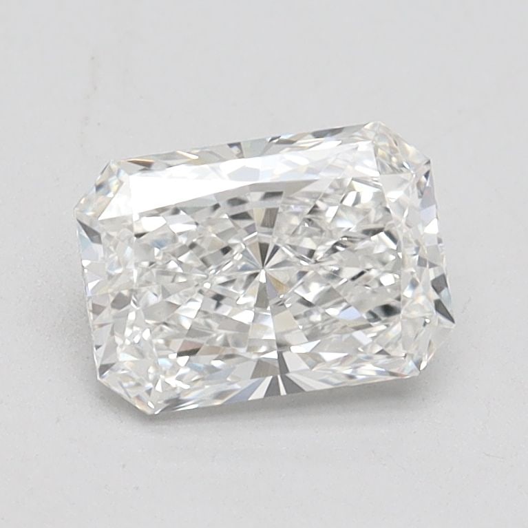 Loose Diamond - RADIANT 1.03ct E VS1: Loose Diamond - RADIANT 1.03ct E VS1 Source: This is a real non-mined Diamond that has been grown in a lab Shape: RADIANT Carats: 1.03 Color: E Clarity: VS1 Certification: IGI Video: