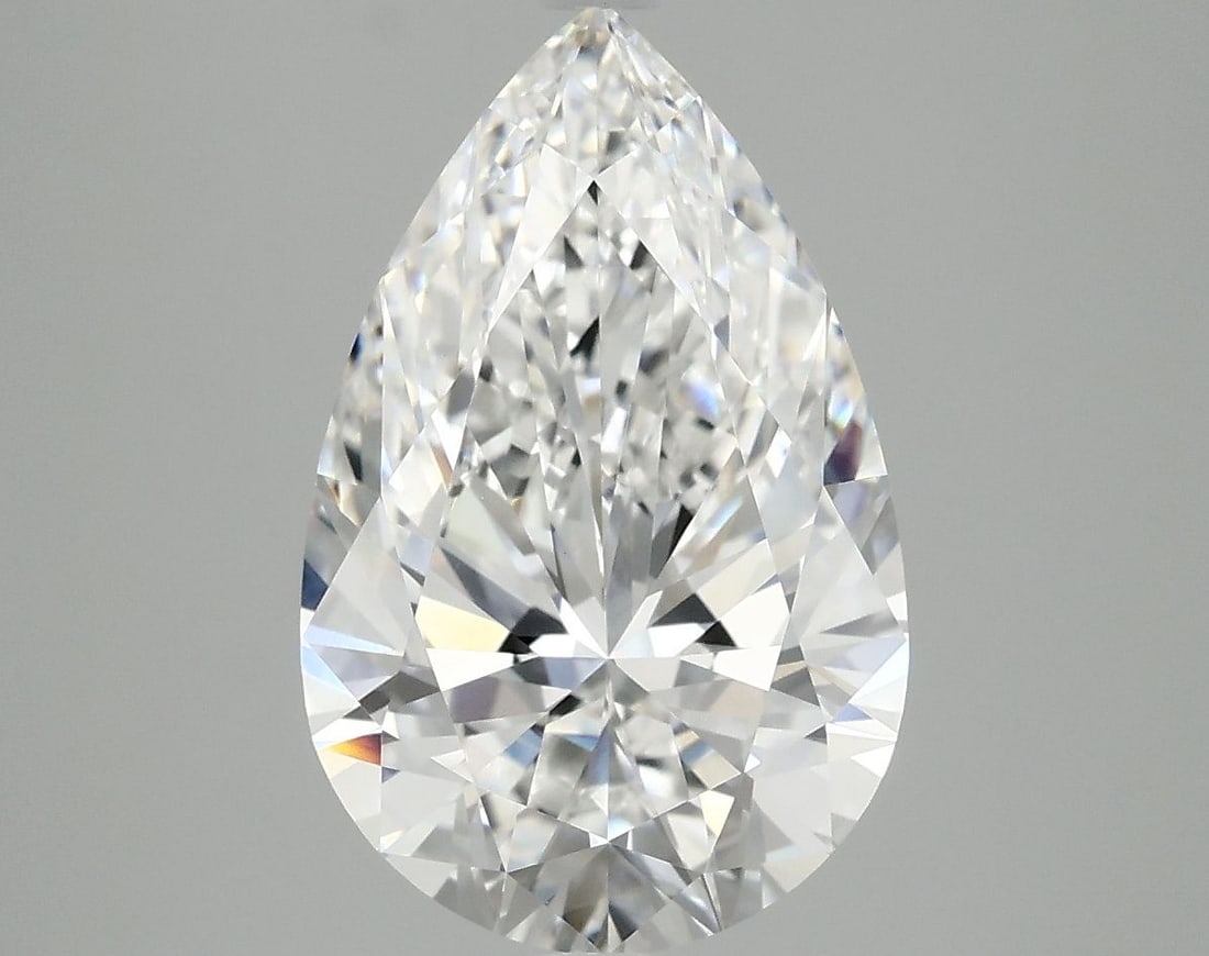Loose Diamond - PEAR 4.05ct E VVS2: Loose Diamond - PEAR 4.05ct E VVS2 Source: This is a real non-mined Diamond that has been grown in a lab Shape: PEAR Carats: 4.05 Color: E Clarity: VVS2 Certification: IGI Video: