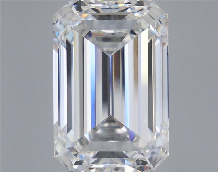 Loose Diamond - EMERALD 9.83ct F VS1: Loose Diamond - EMERALD 9.83ct F VS1 Source: This is a real non-mined Diamond that has been grown in a lab Shape: EMERALD Carats: 9.83 Color: F Clarity: VS1 Certification: IGI Video: