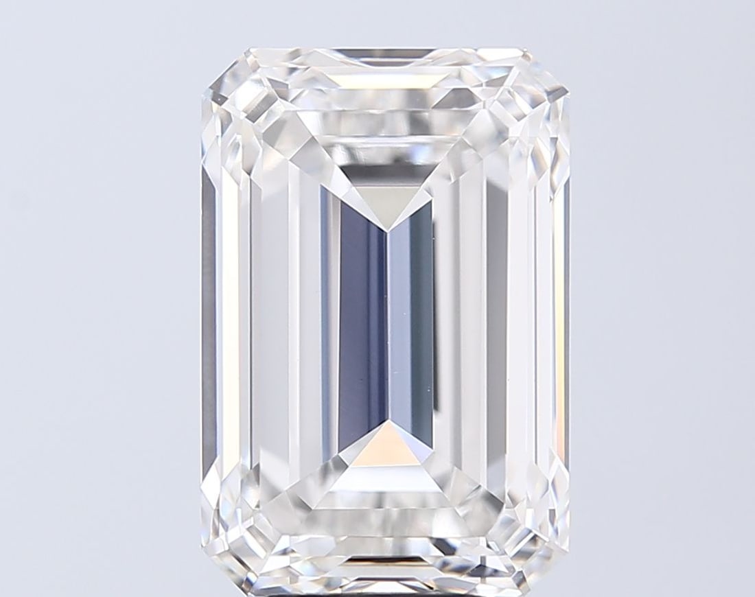 Loose Diamond - EMERALD 10.07ct F VVS2: Loose Diamond - EMERALD 10.07ct F VVS2 Source: This is a real non-mined Diamond that has been grown in a lab Shape: EMERALD Carats: 10.07 Color: F Clarity: VVS2 Certification: IGI Video:
