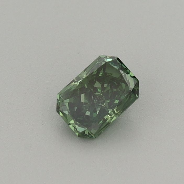 Loose Diamond - RADIANT 0.25ct Fancy Vivid Green VVS2: Loose Diamond - RADIANT 0.25ct Fancy Vivid Green VVS2 Source: This is a real non-mined Diamond that has been grown in a lab Shape: RADIANT Carats: 0.25 Color: Fancy Vivid Green Certification: IGI Vide