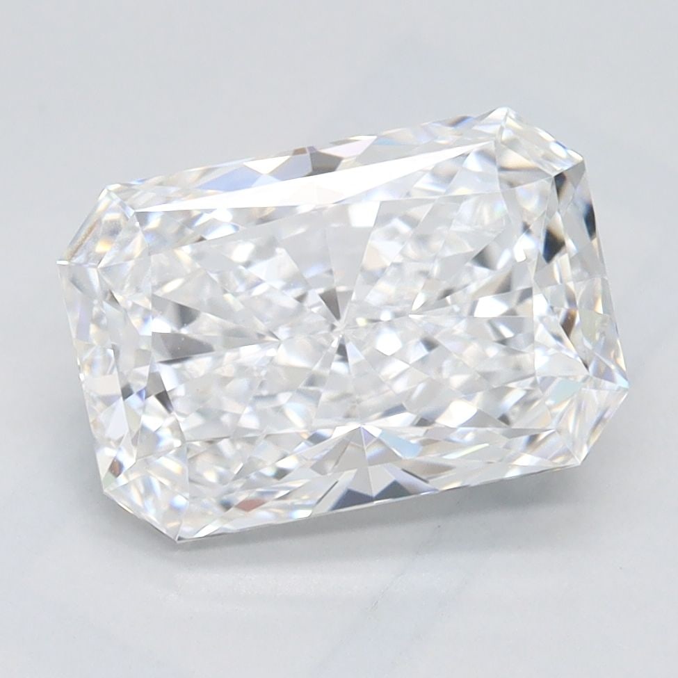 Loose Diamond - RADIANT 2.02ct D VVS1: Loose Diamond - RADIANT 2.02ct D VVS1 Source: This is a real non-mined Diamond that has been grown in a lab Shape: RADIANT Carats: 2.02 Color: D Clarity: VVS1 Certification: IGI Video: