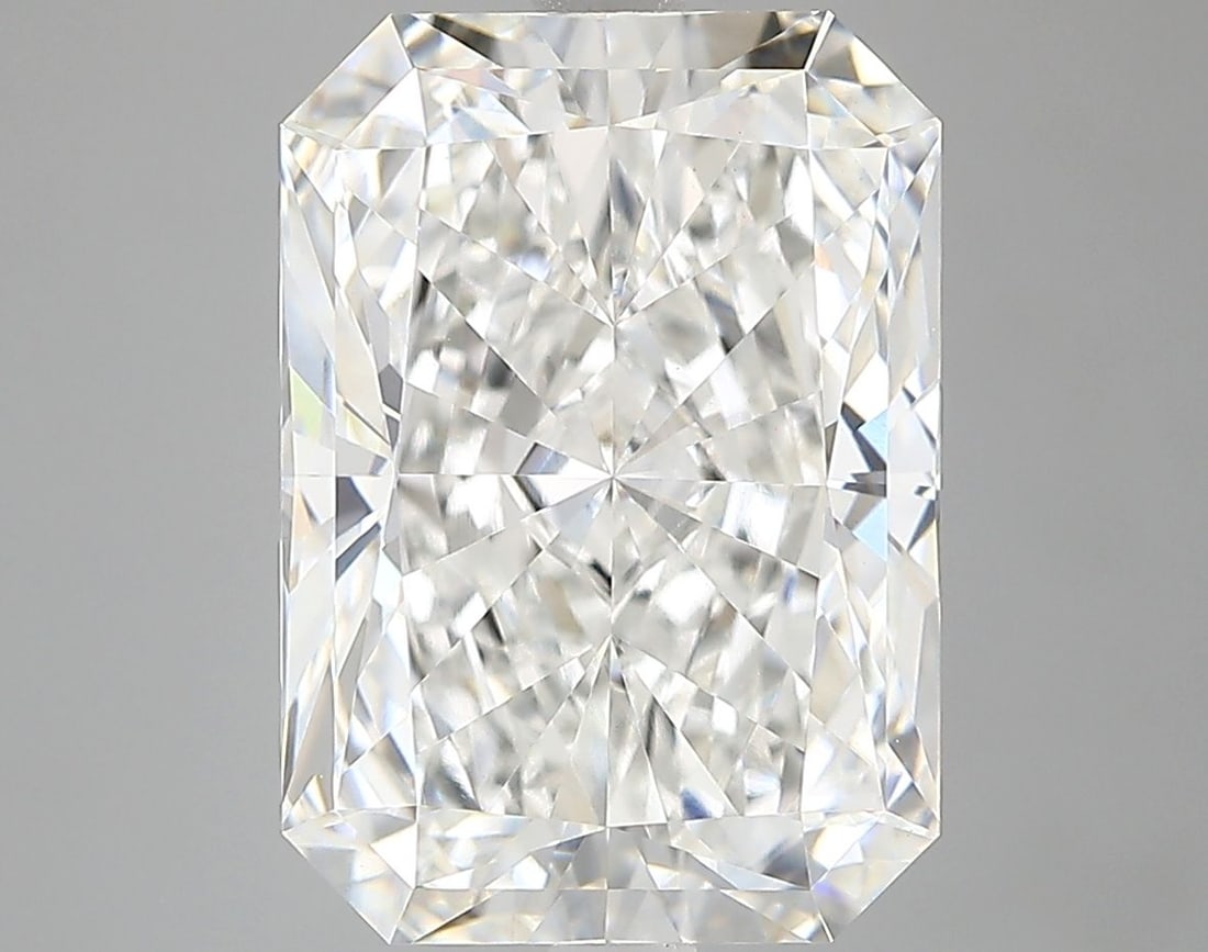 Loose Diamond - RADIANT 5.09ct F VVS2: Loose Diamond - RADIANT 5.09ct F VVS2 Source: This is a real non-mined Diamond that has been grown in a lab Shape: RADIANT Carats: 5.09 Color: F Clarity: VVS2 Certification: IGI Video: