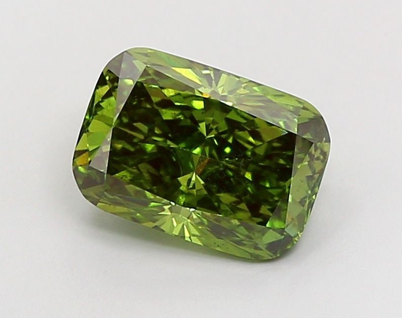 Loose Diamond - CUSHION BRILLIANT 3.1ct Fancy Vivid Green VS2: Loose Diamond - CUSHION BRILLIANT 3.1ct Fancy Vivid Green VS2 Source: This is a real non-mined Diamond that has been grown in a lab Shape: CUSHION BRILLIANT Carats: 3.1 Color: Fancy Vivid Green Certif