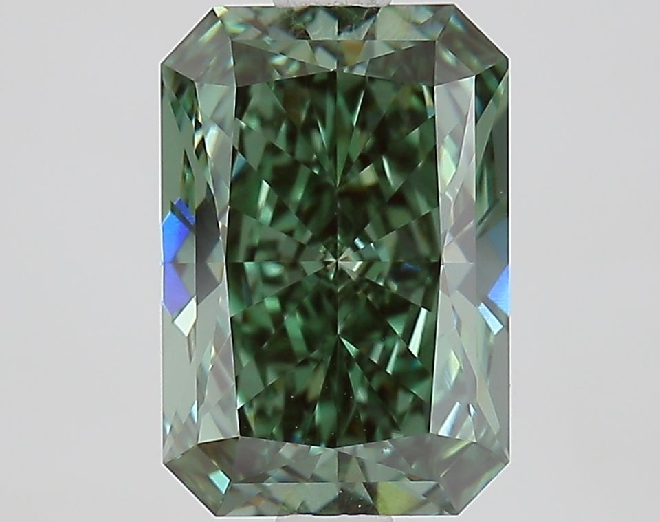 Loose Diamond - RADIANT 2.18ct Fancy Vivid Green VS1: Loose Diamond - RADIANT 2.18ct Fancy Vivid Green VS1 Source: This is a real non-mined Diamond that has been grown in a lab Shape: RADIANT Carats: 2.18 Color: Fancy Vivid Green Certification: IGI Video