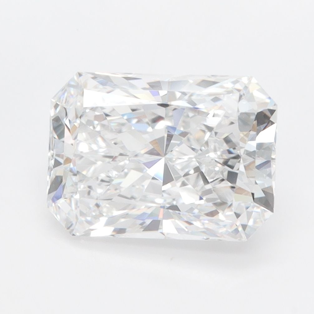 Loose Diamond - RADIANT 3.08ct D IF: Loose Diamond - RADIANT 3.08ct D IF Source: This is a real non-mined Diamond that has been grown in a lab Shape: RADIANT Carats: 3.08 Color: D Clarity: IF Certification: IGI Video:
