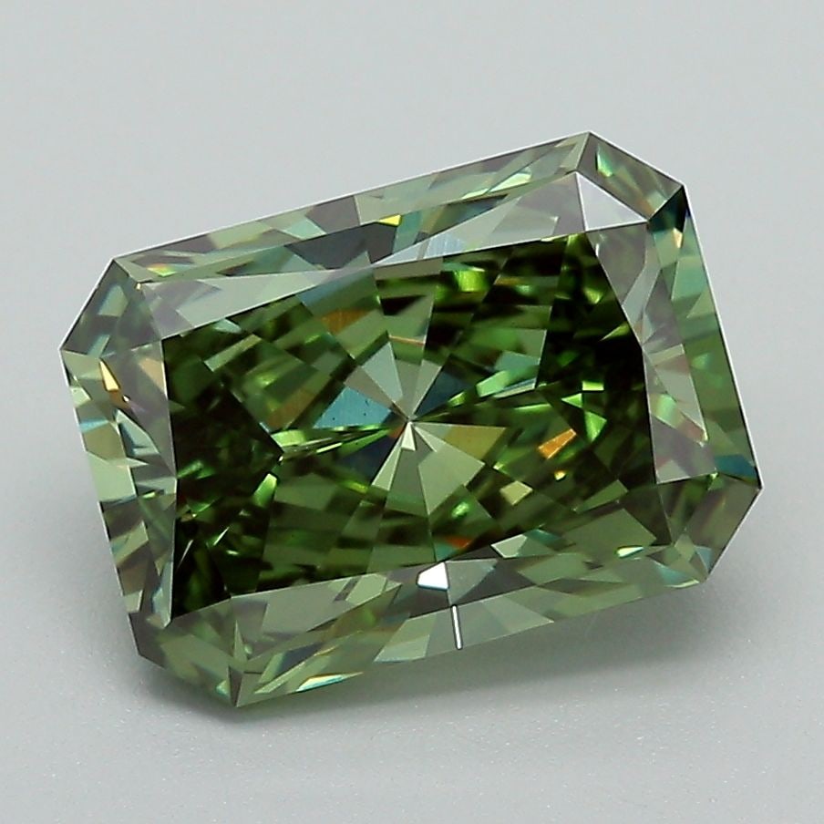 Loose Diamond - RADIANT 3.06ct Fancy Vivid Green VVS2: Loose Diamond - RADIANT 3.06ct Fancy Vivid Green VVS2 Source: This is a real non-mined Diamond that has been grown in a lab Shape: RADIANT Carats: 3.06 Color: Fancy Vivid Green Certification: IGI Vide