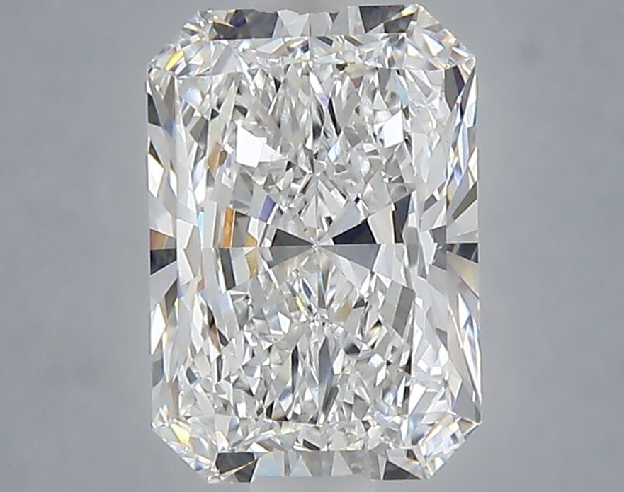 Loose Diamond - RADIANT 2.54ct E VS1: Loose Diamond - RADIANT 2.54ct E VS1 Source: This is a real non-mined Diamond that has been grown in a lab Shape: RADIANT Carats: 2.54 Color: E Clarity: VS1 Certification: IGI Video: