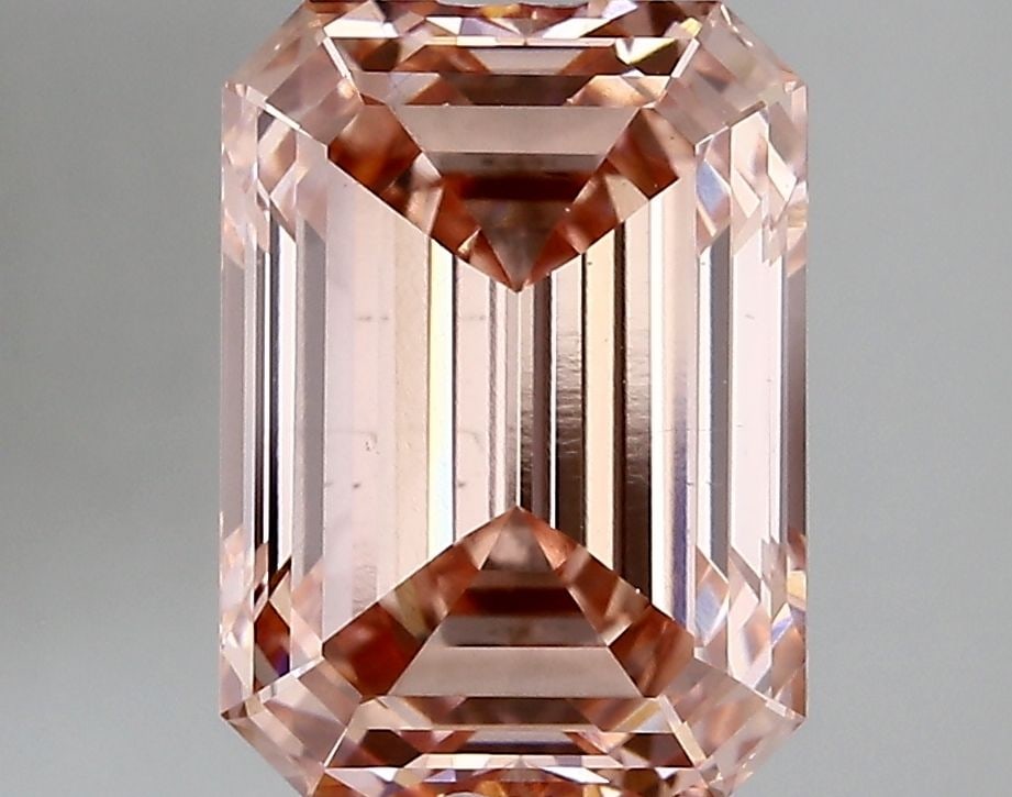 Loose Diamond - EMERALD 4.03ct Fancy Vivid Pink VS2: Loose Diamond - EMERALD 4.03ct Fancy Vivid Pink VS2 Source: This is a real non-mined Diamond that has been grown in a lab Shape: EMERALD Carats: 4.03 Color: Fancy Vivid Pink Certification: IGI Video: