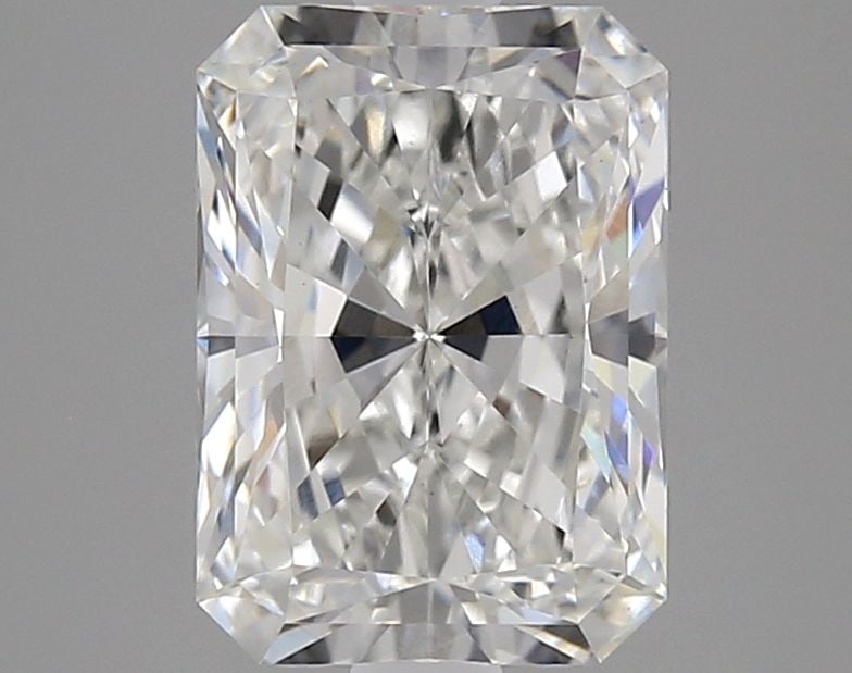 Loose Diamond - RADIANT 2.18ct G VVS2: Loose Diamond - RADIANT 2.18ct G VVS2 Source: This is a real non-mined Diamond that has been grown in a lab Shape: RADIANT Carats: 2.18 Color: G Clarity: VVS2 Certification: IGI Video:
