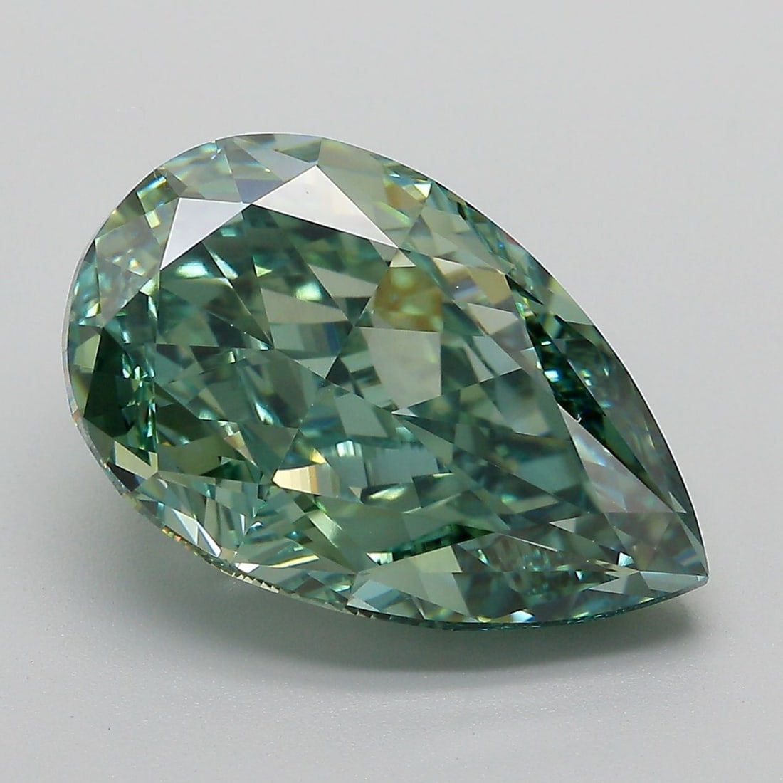 Loose Diamond - PEAR 8.4ct Fancy Vivid Green VS1 (1 of 1)