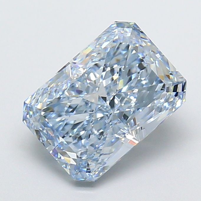 Loose Diamond - RADIANT 3.28ct Fancy Light Blue VVS1: Loose Diamond - RADIANT 3.28ct Fancy Light Blue VVS1 Source: This is a real non-mined Diamond that has been grown in a lab Shape: RADIANT Carats: 3.28 Color: Fancy Light Blue Certification: IGI Video: