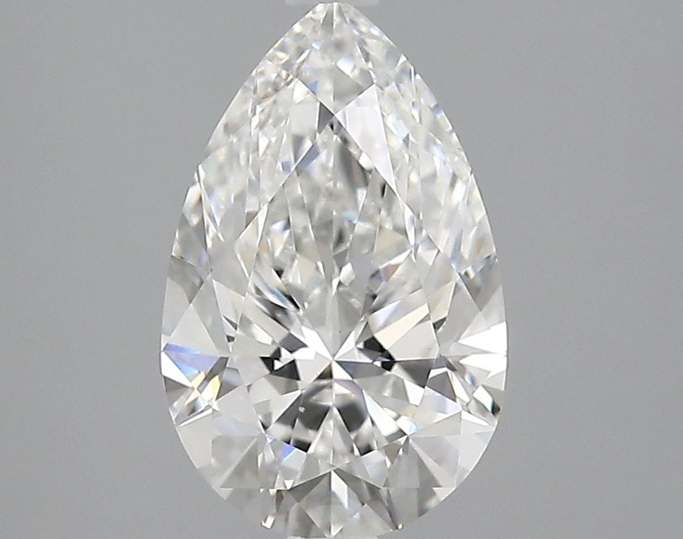 Loose Diamond - PEAR 2.19ct E VVS2: Loose Diamond - PEAR 2.19ct E VVS2 Source: This is a real non-mined Diamond that has been grown in a lab Shape: PEAR Carats: 2.19 Color: E Clarity: VVS2 Certification: IGI Video: Video Link The