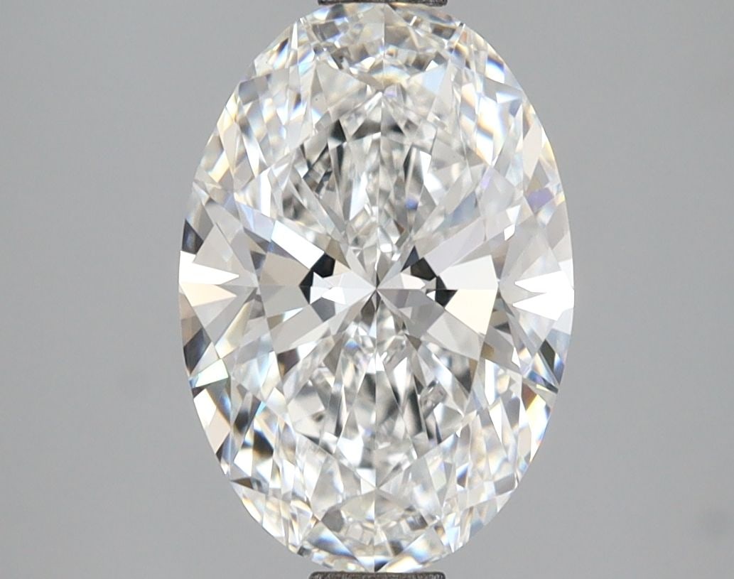 Loose Diamond - OVAL 2.53ct E VVS2: Loose Diamond - OVAL 2.53ct E VVS2 Source: This is a real non-mined Diamond that has been grown in a lab Shape: OVAL Carats: 2.53 Color: E Clarity: VVS2 Certification: IGI Video: