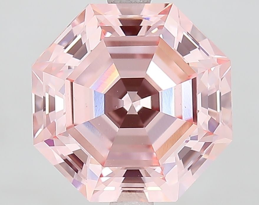 Loose Diamond - OCTAGONAL 4.43ct Fancy Intense Pink VS1: Loose Diamond - OCTAGONAL 4.43ct Fancy Intense Pink VS1 Source: This is a real non-mined Diamond that has been grown in a lab Shape: OCTAGONAL Carats: 4.43 Color: Fancy Intense Pink Certification: IGI