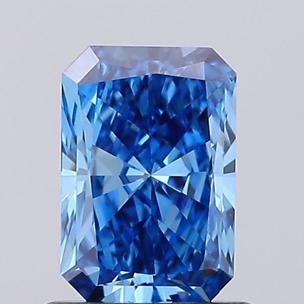 Loose Diamond - RADIANT 0.92ct Fancy Vivid Blue VVS2: Loose Diamond - RADIANT 0.92ct Fancy Vivid Blue VVS2 Source: This is a real non-mined Diamond that has been grown in a lab Shape: RADIANT Carats: 0.92 Color: Fancy Vivid Blue Certification: IGI Video: