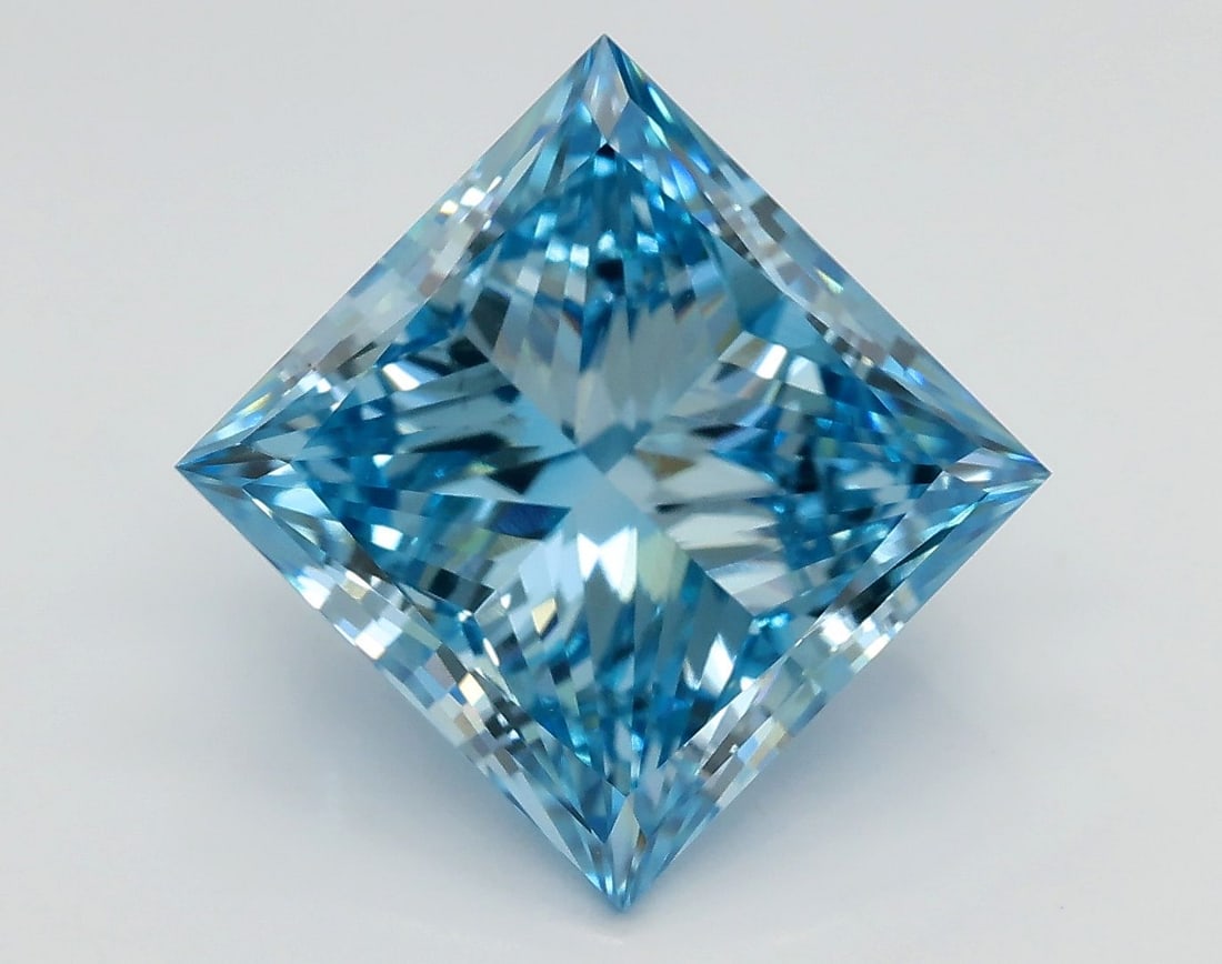 Loose Diamond - PRINCESS 5.0ct Fancy Vivid Blue VS2: Loose Diamond - PRINCESS 5.0ct Fancy Vivid Blue VS2 Source: This is a real non-mined Diamond that has been grown in a lab Shape: PRINCESS Carats: 5.0 Color: Fancy Vivid Blue Certification: IGI Video: