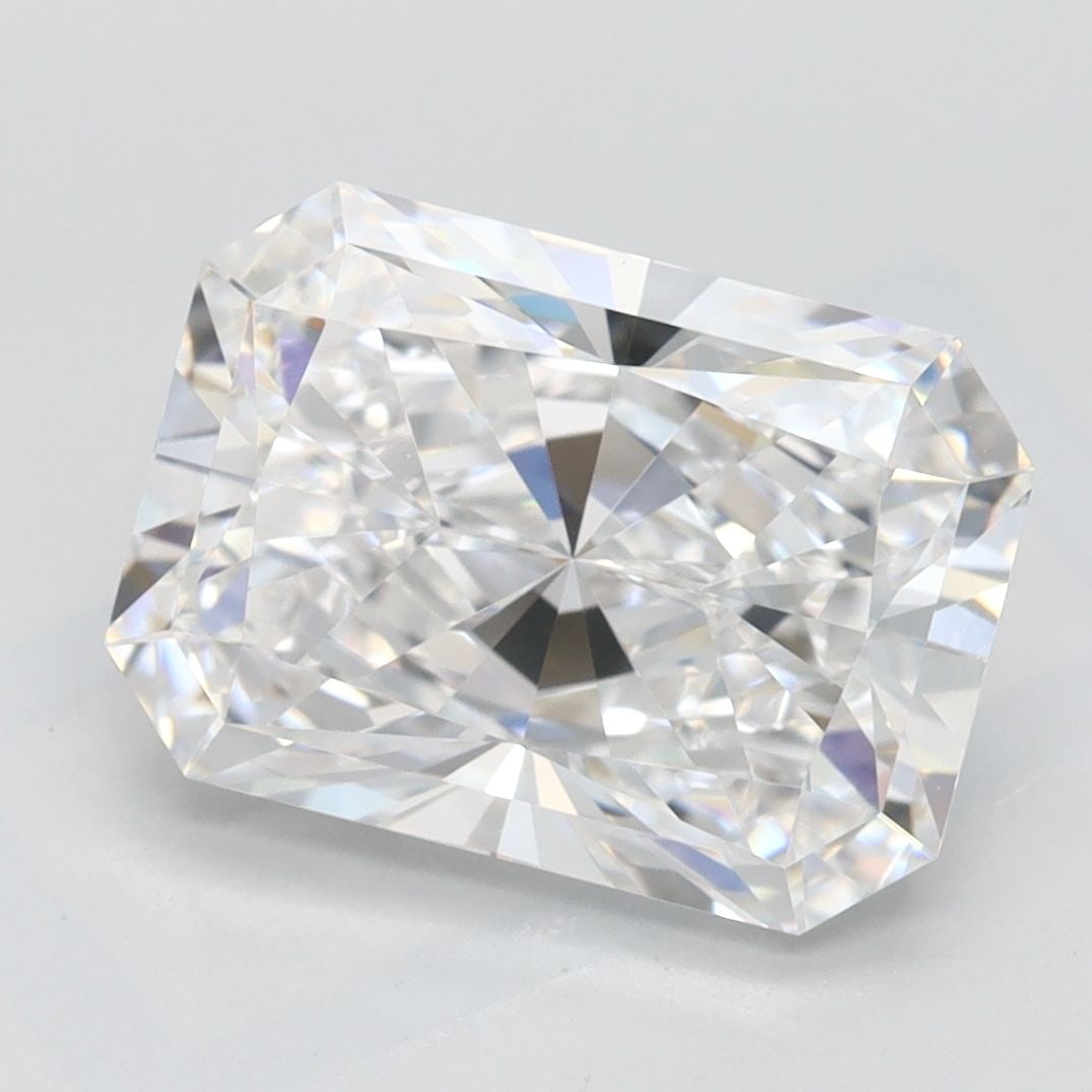 Loose Diamond - RADIANT 3.03ct D FL: Loose Diamond - RADIANT 3.03ct D FL Source: This is a real non-mined Diamond that has been grown in a lab Shape: RADIANT Carats: 3.03 Color: D Clarity: FL Certification: GIA Video: