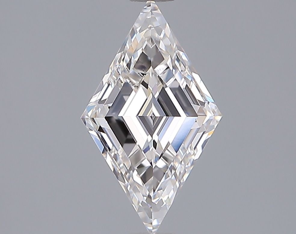 Loose Diamond - LOZENGE 1.6ct F VS1: Loose Diamond - LOZENGE 1.6ct F VS1 Source: This is a real non-mined Diamond that has been grown in a lab Shape: LOZENGE Carats: 1.6 Color: F Clarity: VS1 Certification: IGI Video: