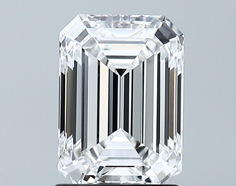 Loose Diamond - EMERALD 1.7ct E VS1: Loose Diamond - EMERALD 1.7ct E VS1 Source: This is a real non-mined Diamond that has been grown in a lab Shape: EMERALD Carats: 1.7 Color: E Clarity: VS1 Certification: GIA Video: