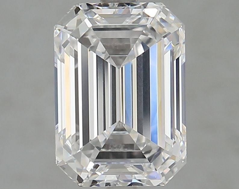 Loose Diamond - EMERALD 3.24ct D VVS1: Loose Diamond - EMERALD 3.24ct D VVS1 Source: This is a real non-mined Diamond that has been grown in a lab Shape: EMERALD Carats: 3.24 Color: D Clarity: VVS1 Certification: GIA Video: