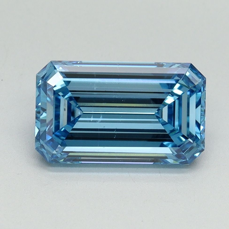 Loose Diamond - EMERALD 2.01ct Fancy Vivid Blue VS2: Loose Diamond - EMERALD 2.01ct Fancy Vivid Blue VS2 Source: This is a real non-mined Diamond that has been grown in a lab Shape: EMERALD Carats: 2.01 Color: Fancy Vivid Blue Certification: IGI Video: