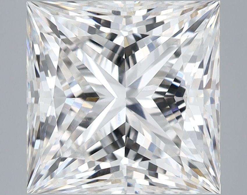 Loose Diamond - PRINCESS 5.04ct E VVS2: Loose Diamond - PRINCESS 5.04ct E VVS2 Source: This is a real non-mined Diamond that has been grown in a lab Shape: PRINCESS Carats: 5.04 Color: E Clarity: VVS2 Certification: IGI Video: Video Link