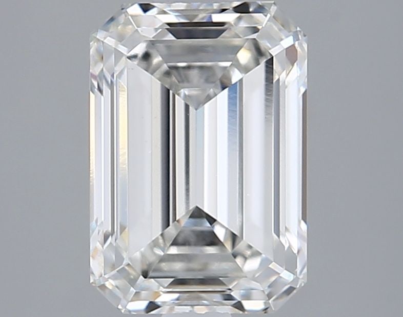 Loose Diamond - EMERALD 2.04ct G VVS2: Loose Diamond - EMERALD 2.04ct G VVS2 Source: This is a real non-mined Diamond that has been grown in a lab Shape: EMERALD Carats: 2.04 Color: G Clarity: VVS2 Certification: IGI Video: Video Link The