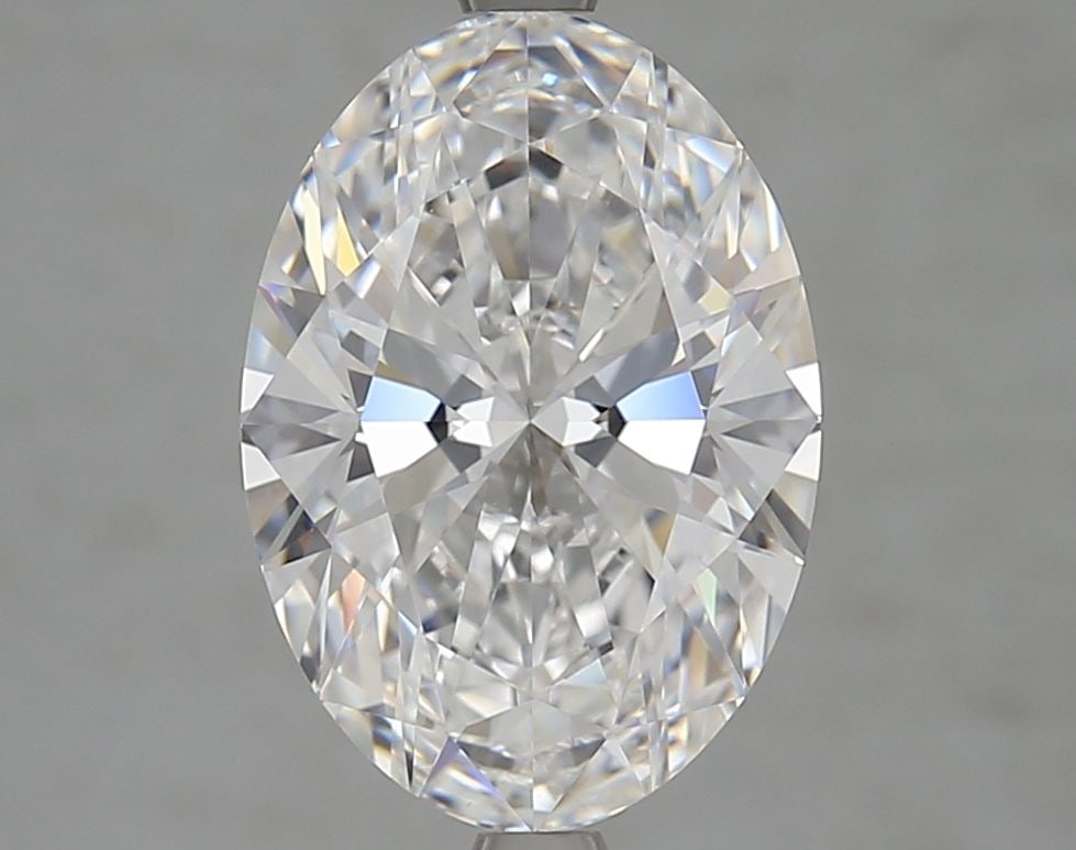 Loose Diamond - OVAL 3.37ct D VVS1: Loose Diamond - OVAL 3.37ct D VVS1 Source: This is a real non-mined Diamond that has been grown in a lab Shape: OVAL Carats: 3.37 Color: D Clarity: VVS1 Certification: GIA Video: