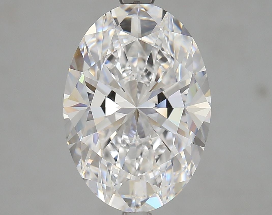 Loose Diamond - OVAL 5.02ct D VS2: Loose Diamond - OVAL 5.02ct D VS2 Source: This is a real non-mined Diamond that has been grown in a lab Shape: OVAL Carats: 5.02 Color: D Clarity: VS2 Certification: GIA Video: