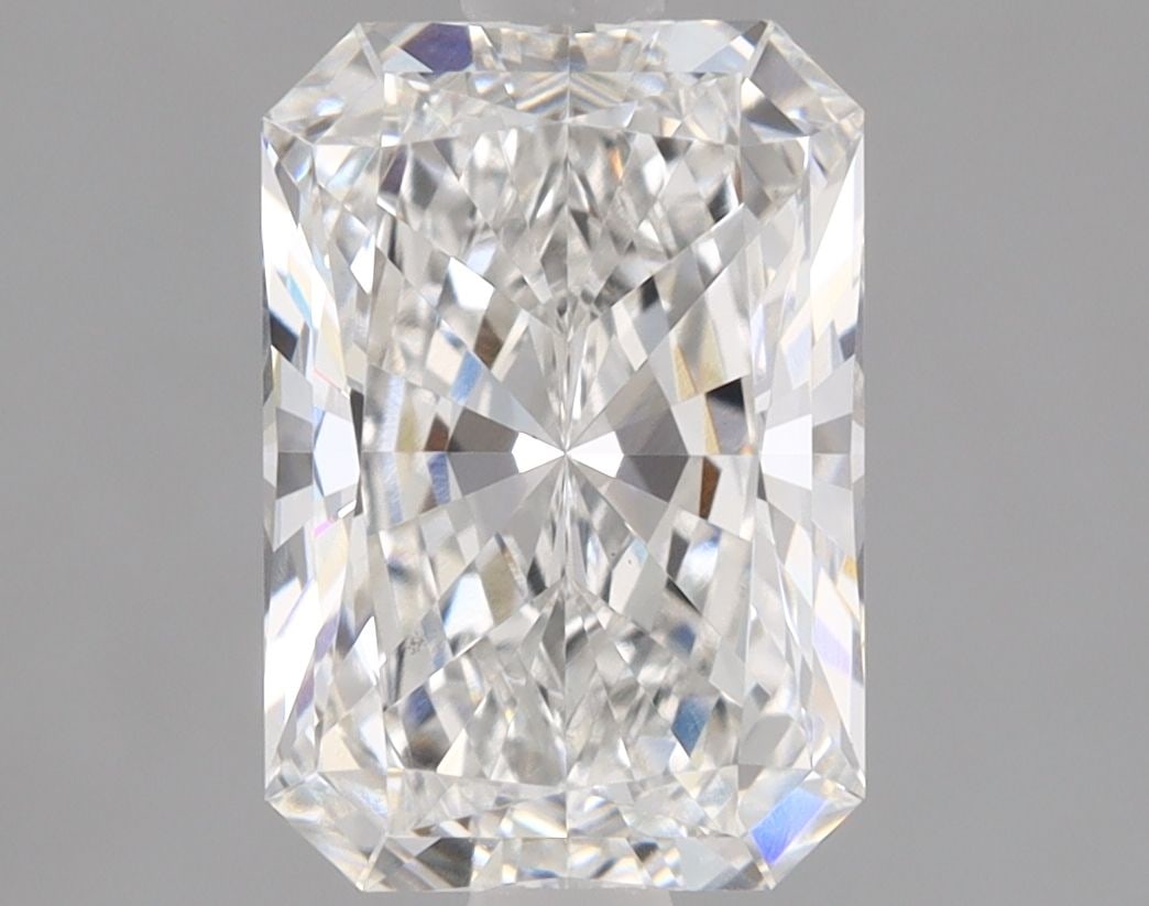 Loose Diamond - RADIANT 1.58ct E VVS2: Loose Diamond - RADIANT 1.58ct E VVS2 Source: This is a real non-mined Diamond that has been grown in a lab Shape: RADIANT Carats: 1.58 Color: E Clarity: VVS2 Certification: IGI Video: