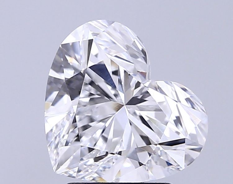 Loose Diamond - HEART 3.21ct D VVS2: Loose Diamond - HEART 3.21ct D VVS2 Source: This is a real non-mined Diamond that has been grown in a lab Shape: HEART Carats: 3.21 Color: D Clarity: VVS2 Certification: IGI Video: