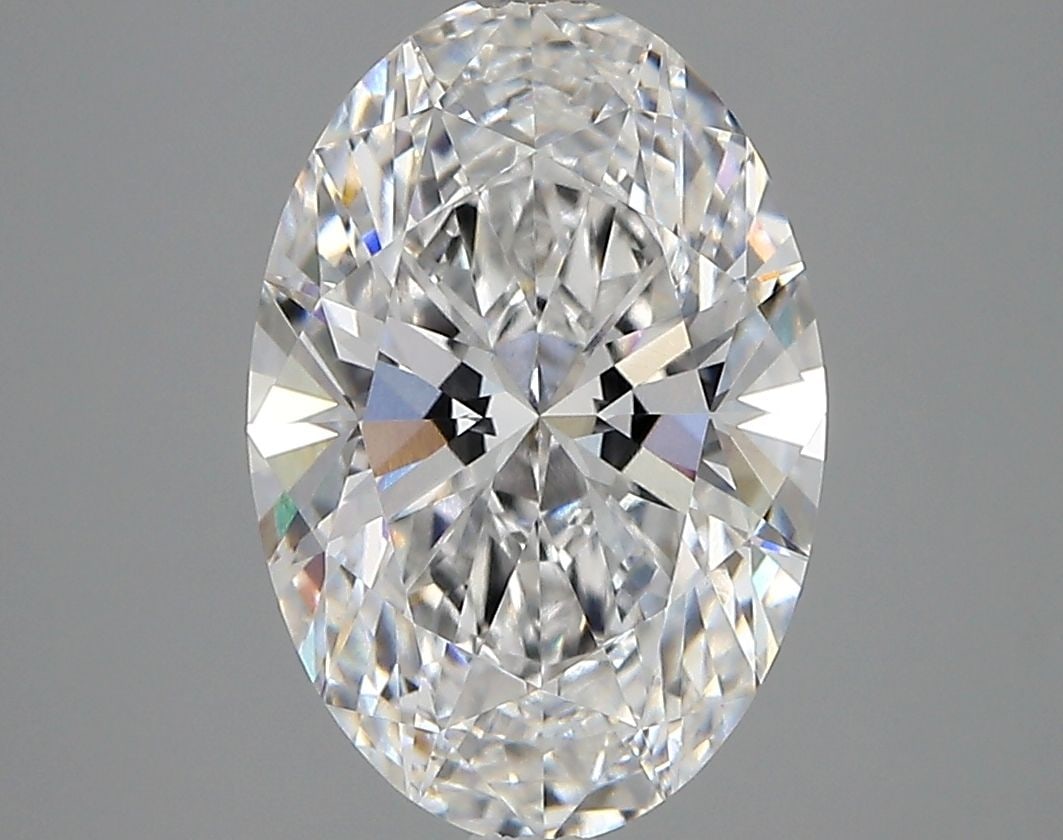 Loose Diamond - OVAL 3.13ct D VVS1: Loose Diamond - OVAL 3.13ct D VVS1 Source: This is a real non-mined Diamond that has been grown in a lab Shape: OVAL Carats: 3.13 Color: D Clarity: VVS1 Certification: IGI Video: