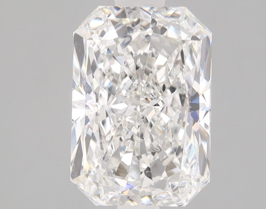 Loose Diamond - RADIANT 1.6ct F VVS2: Loose Diamond - RADIANT 1.6ct F VVS2 Source: This is a real non-mined Diamond that has been grown in a lab Shape: RADIANT Carats: 1.6 Color: F Clarity: VVS2 Certification: IGI Video: