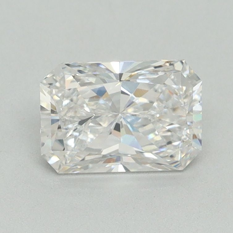 Loose Diamond - RADIANT 1.0ct E VS1: Loose Diamond - RADIANT 1.0ct E VS1 Source: This is a real non-mined Diamond that has been grown in a lab Shape: RADIANT Carats: 1.0 Color: E Clarity: VS1 Certification: IGI Video: