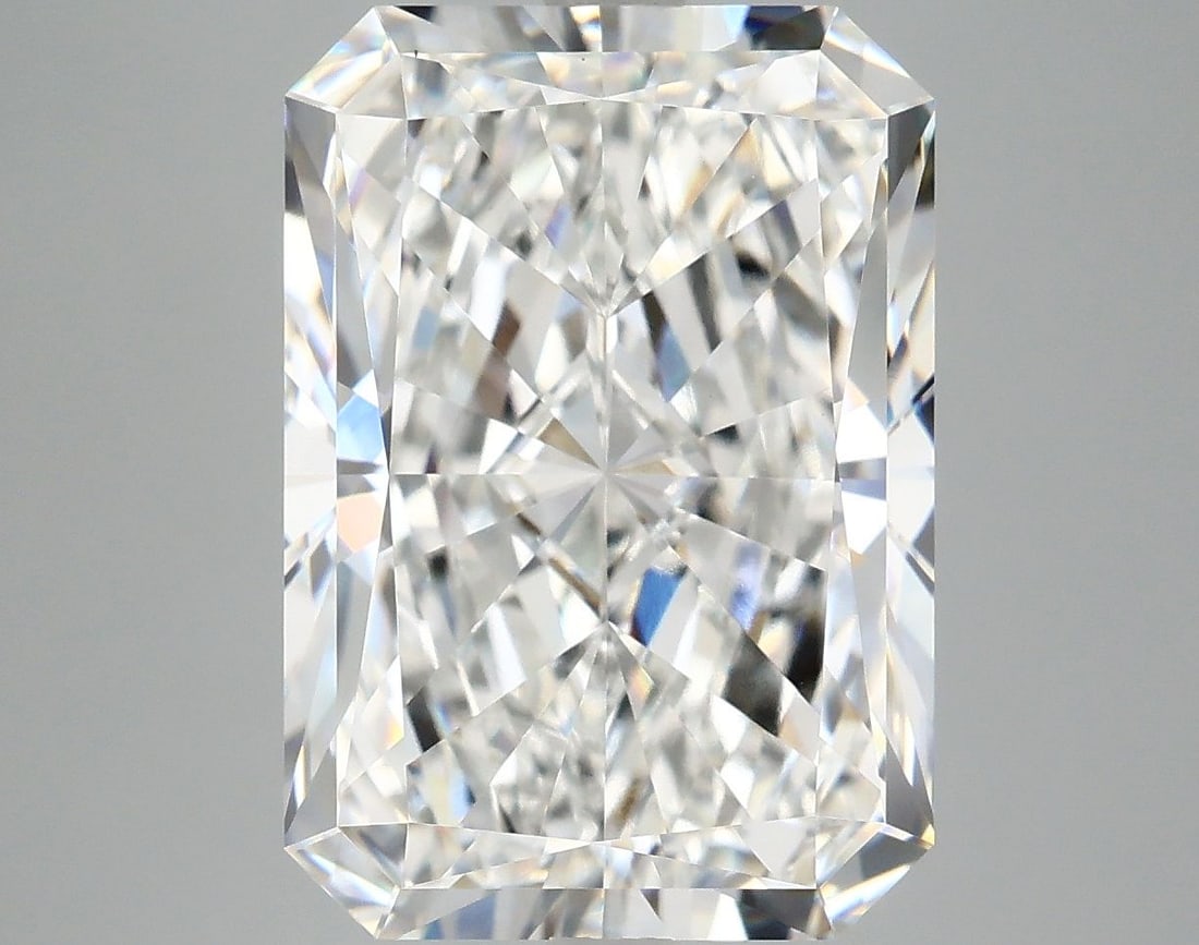 Loose Diamond - RADIANT 7.88ct F VS1: Loose Diamond - RADIANT 7.88ct F VS1 Source: This is a real non-mined Diamond that has been grown in a lab Shape: RADIANT Carats: 7.88 Color: F Clarity: VS1 Certification: IGI Video: