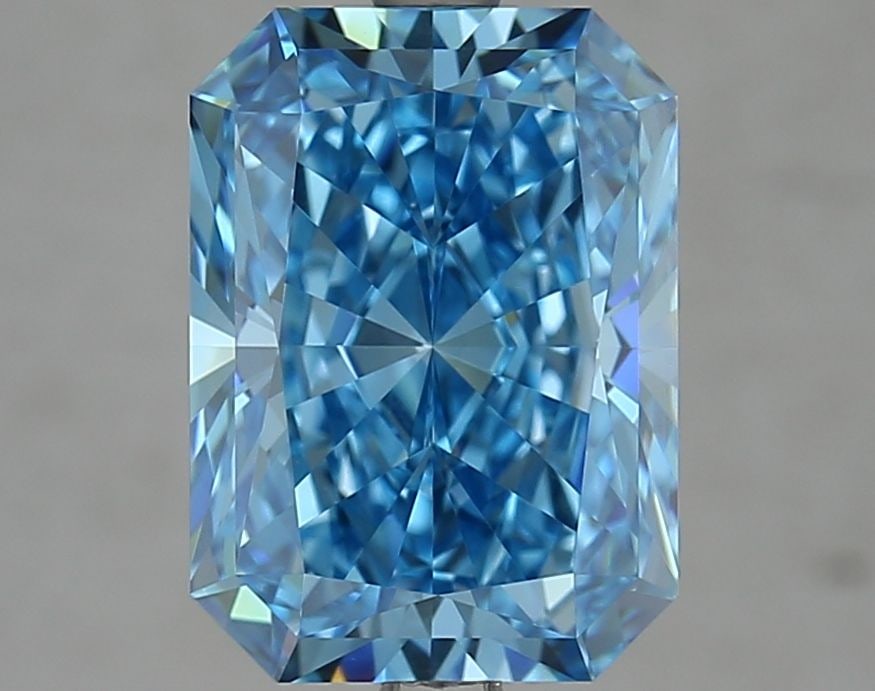 Loose Diamond - RADIANT 4.05ct Fancy Vivid Blue VVS2: Loose Diamond - RADIANT 4.05ct Fancy Vivid Blue VVS2 Source: This is a real non-mined Diamond that has been grown in a lab Shape: RADIANT Carats: 4.05 Color: Fancy Vivid Blue Certification: IGI Video: