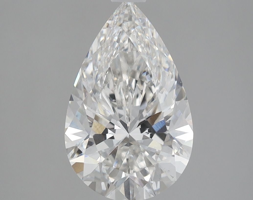 Loose Diamond - PEAR 2.22ct G VS1: Loose Diamond - PEAR 2.22ct G VS1 Source: This is a real non-mined Diamond that has been grown in a lab Shape: PEAR Carats: 2.22 Color: G Clarity: VS1 Certification: GIA Video: